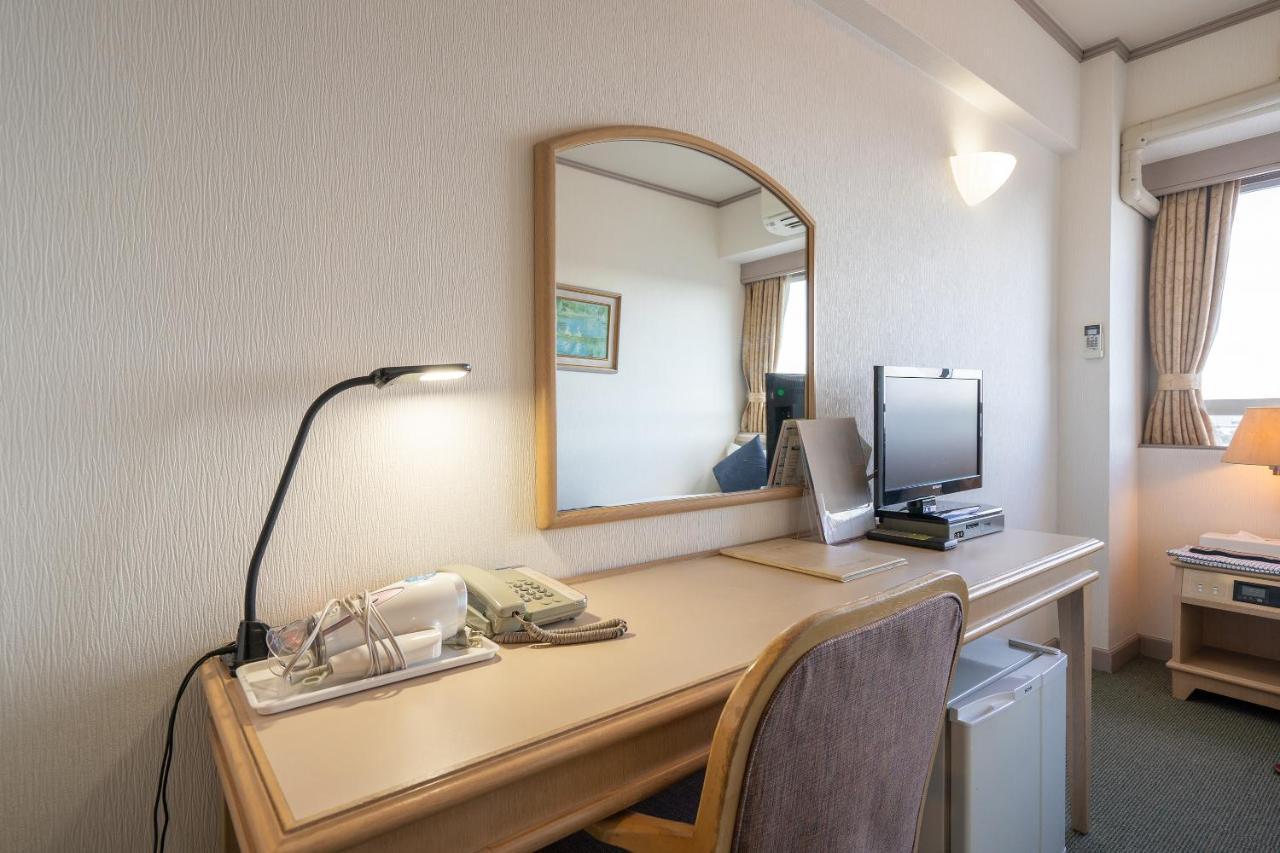 Tabist Hotel Ginga Kisarazu Buitenkant foto