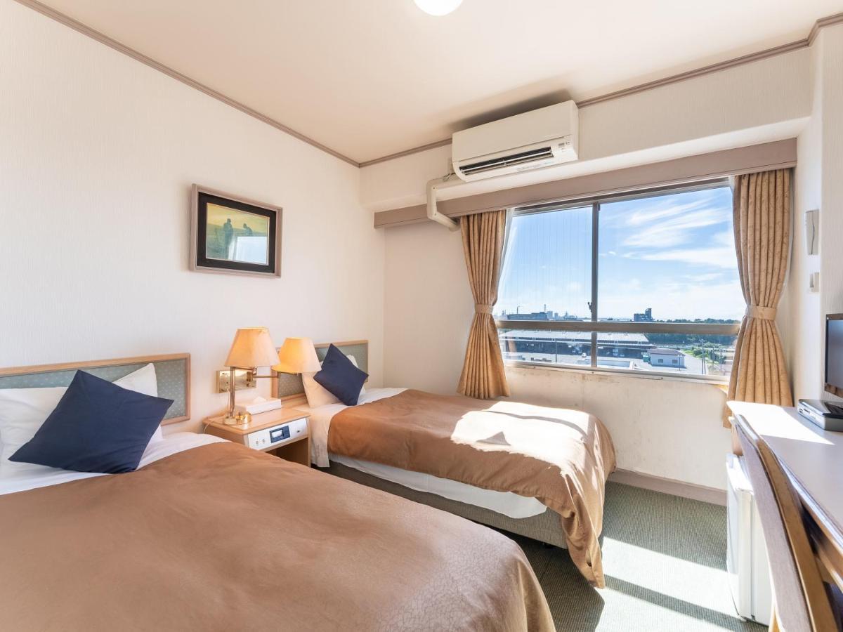 Tabist Hotel Ginga Kisarazu Buitenkant foto